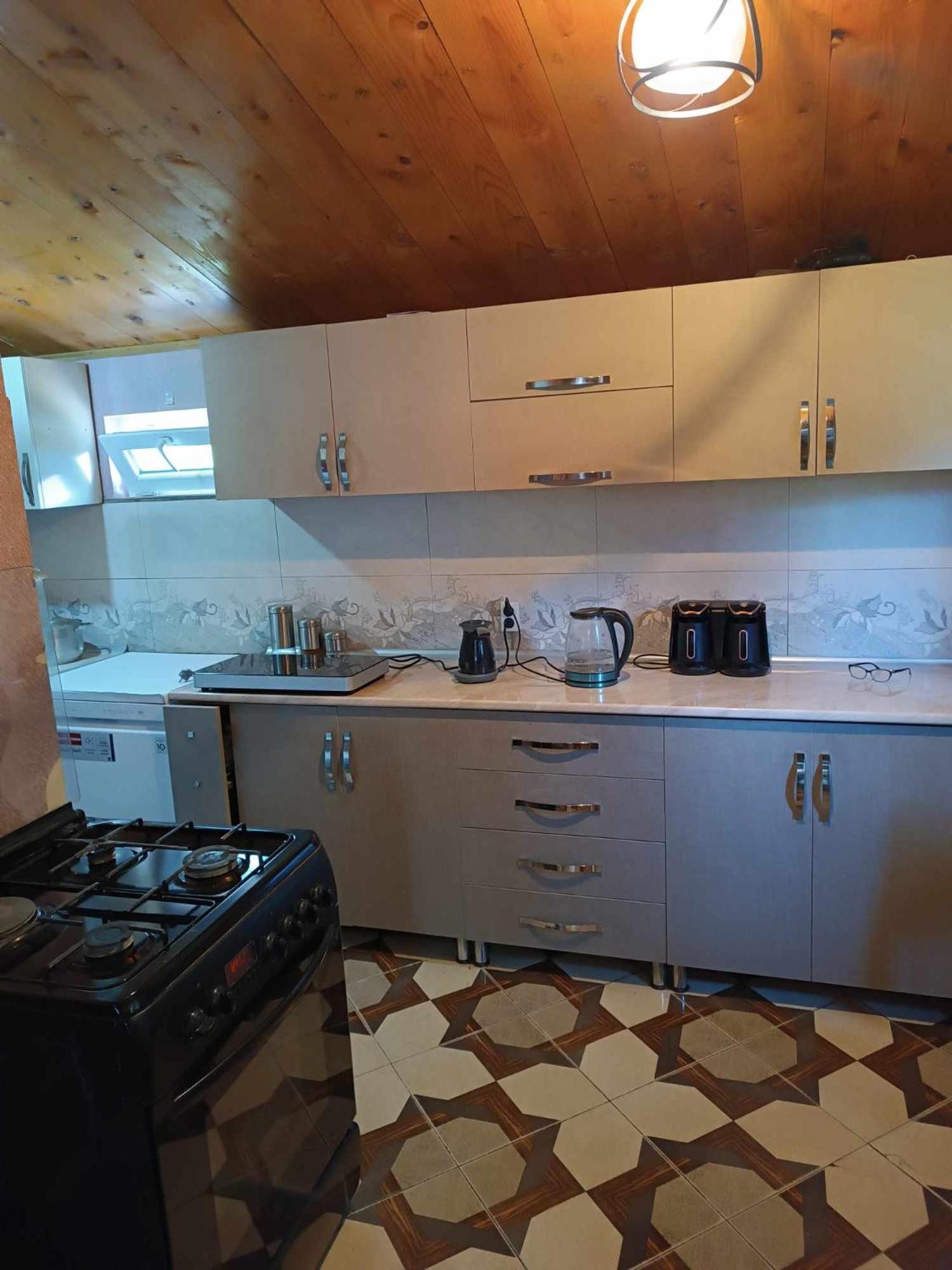 Guest House In Zhabeshi Lali מראה חיצוני תמונה